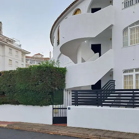 Appartement Cozy In With Swimming Pool