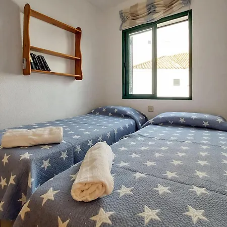 Appartement Cozy In With Swimming Pool